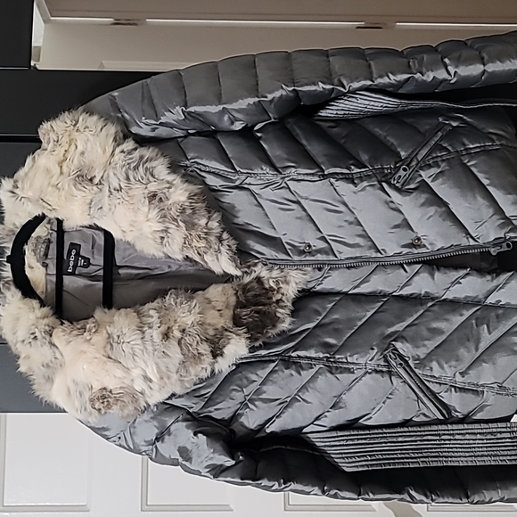 Beautiful Vintage BEBE Jacket With really soft Rabbit Fur fits like a medium - Picture 1 of 3